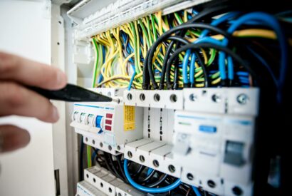 Ayudas a proyectos de mejora energética dirigidas a autónomos y PYMEs del sector servicios Bono Energía PYME 2025